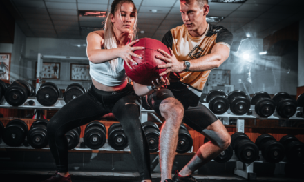 Trening dla dwojga – jak wspólne ćwiczenia wzmacniają związek?